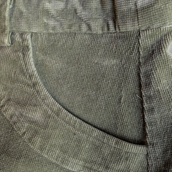 Corduroy Midi A-Line Skirt, Med, Vintage Y2K, w/ Kick Pleats, lace, pockets - Picture 5 of 10